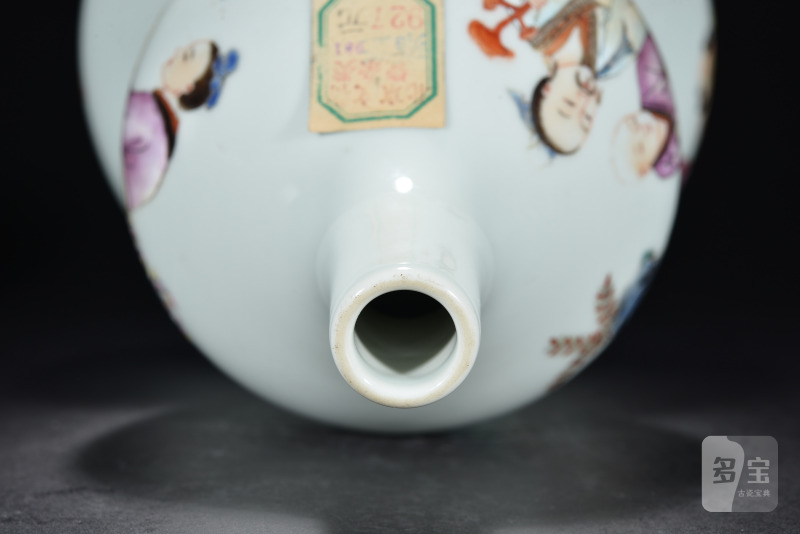 清雍正 粉彩人物葫芦瓶 - 图11